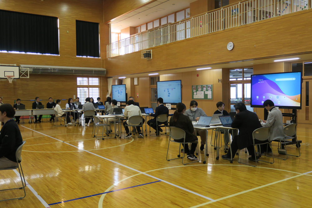 大潟村連携教育公開保育・授業研究協議会の様子10